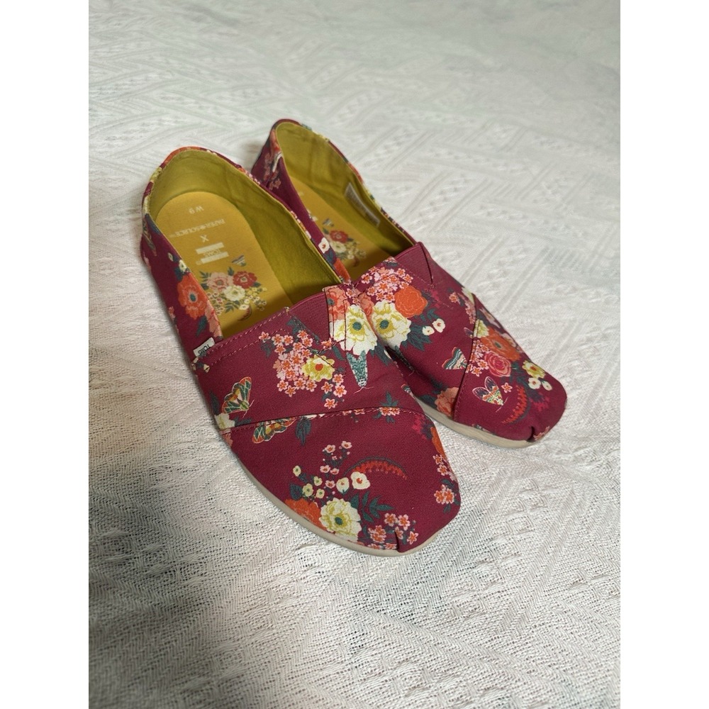 Toms Maroon Floral Print Women's Shoes Size 9